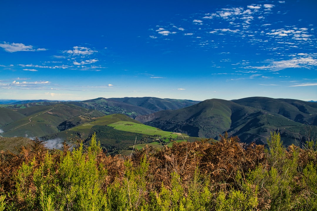 scenic trail mountains galicia spain - Camino de Santiago