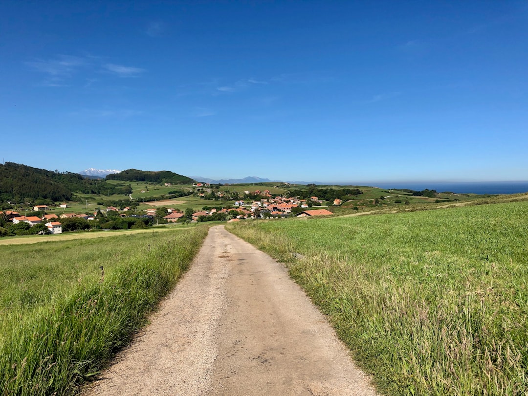 pilgrim experienced trail returning camino - Camino de Santiago